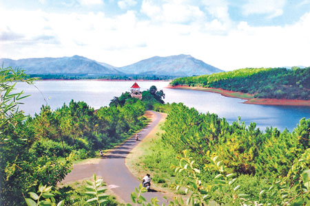 Biển hồ Tơ Rưng Biển hồ Tơ Rưng